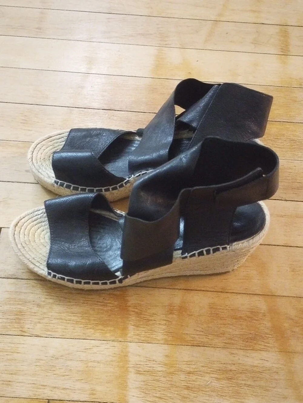 Eileen Fisher Willow Tumbled Black Leather Espadrille Wedge Sandals Size 8